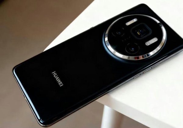 华利配资 华为Mate80 Pro Max被确认：内置风扇，配置或更激进！